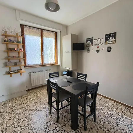 Lupita Apartment Dormelletto